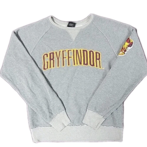 Harry Potter Gryffindor Sweatshirt Mens Medium Gray Fleece Crew Neck Pullover - Picture 1 of 6